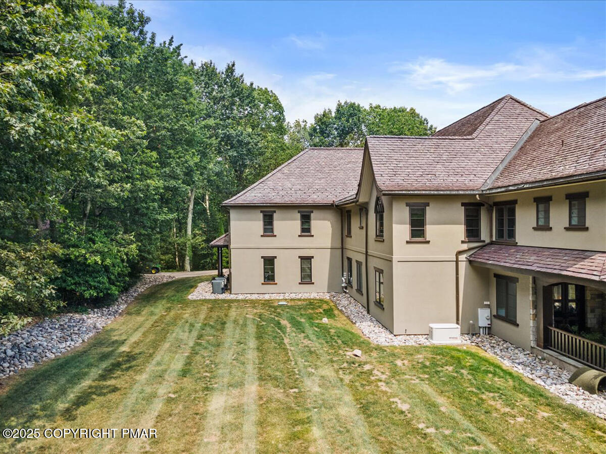 1212 Burger Hollow Road