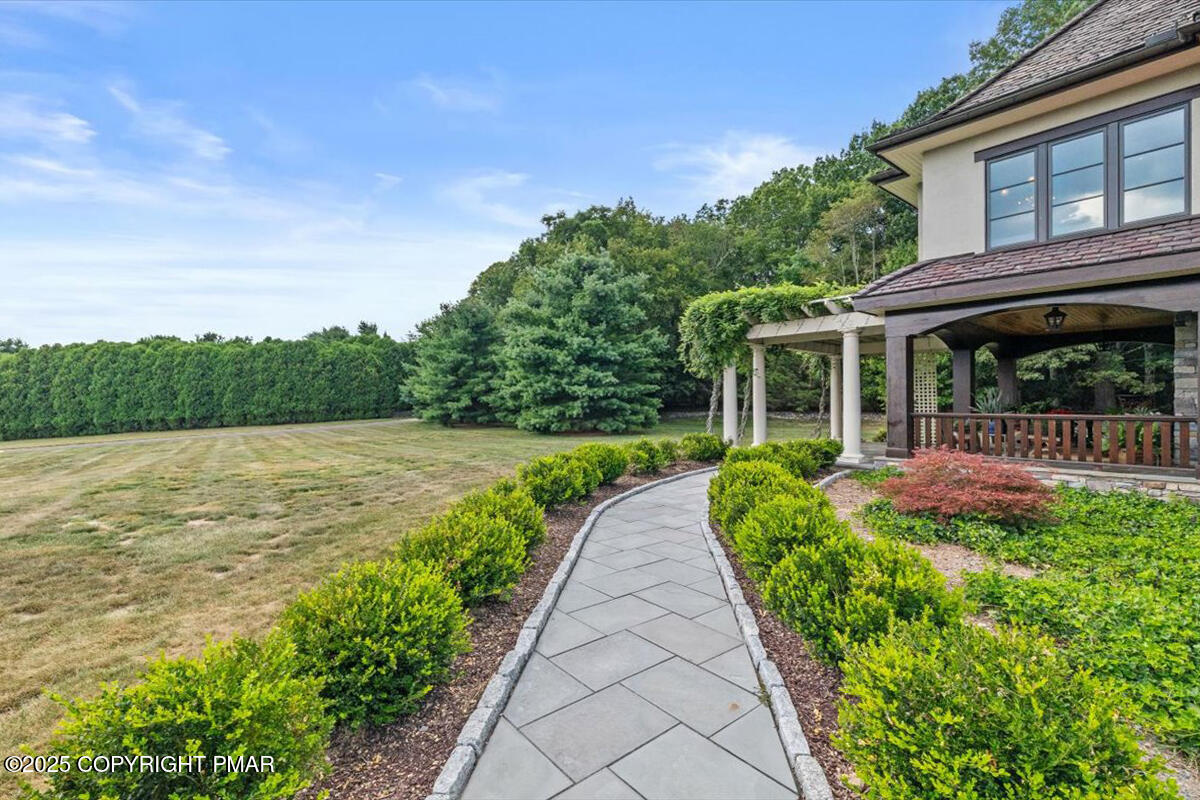 1212 Burger Hollow Road