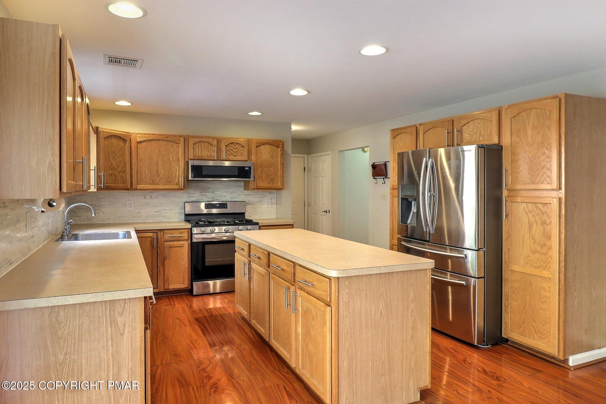 1135 Hunters Woods Drive