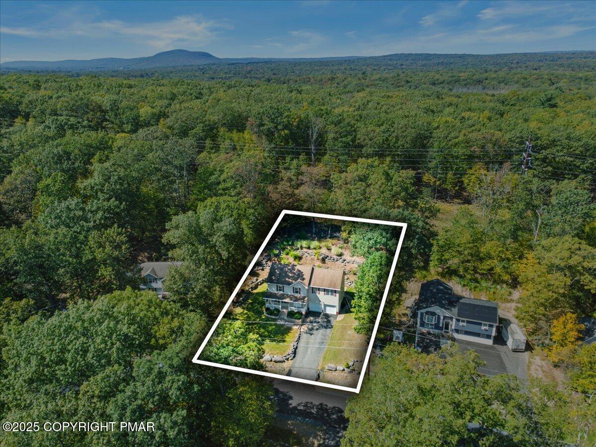 1135 Hunters Woods Drive