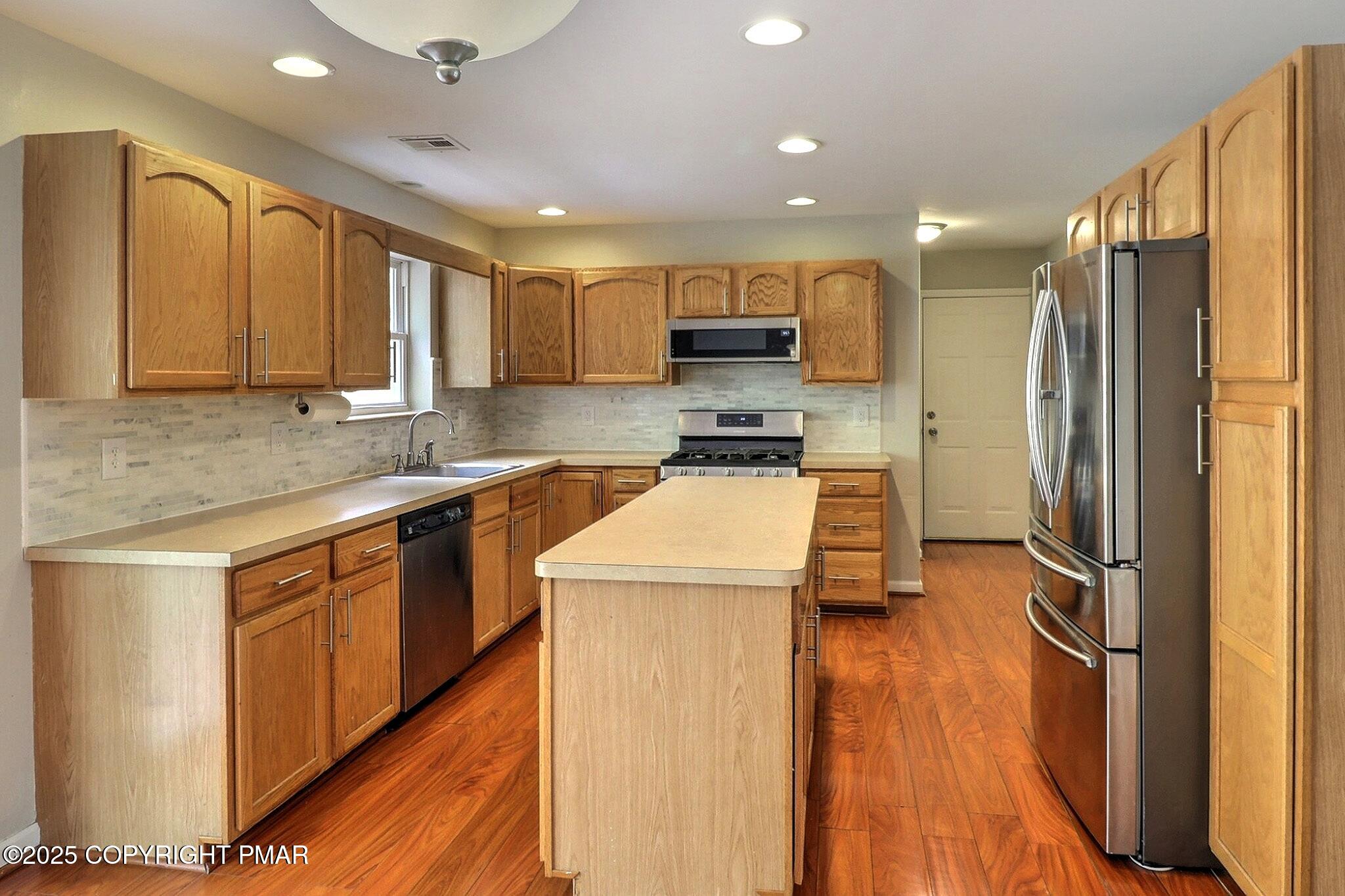 1135 Hunters Woods Drive