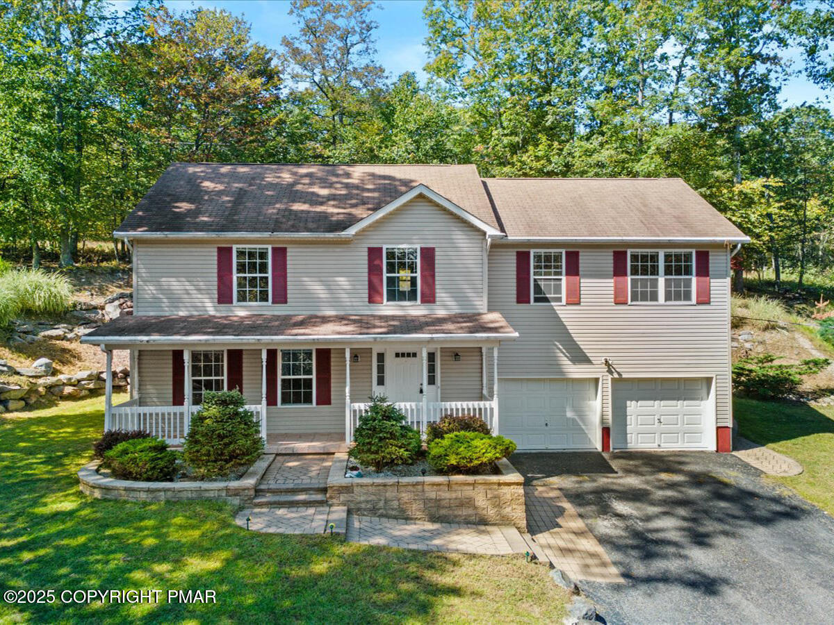 1135 Hunters Woods Drive
