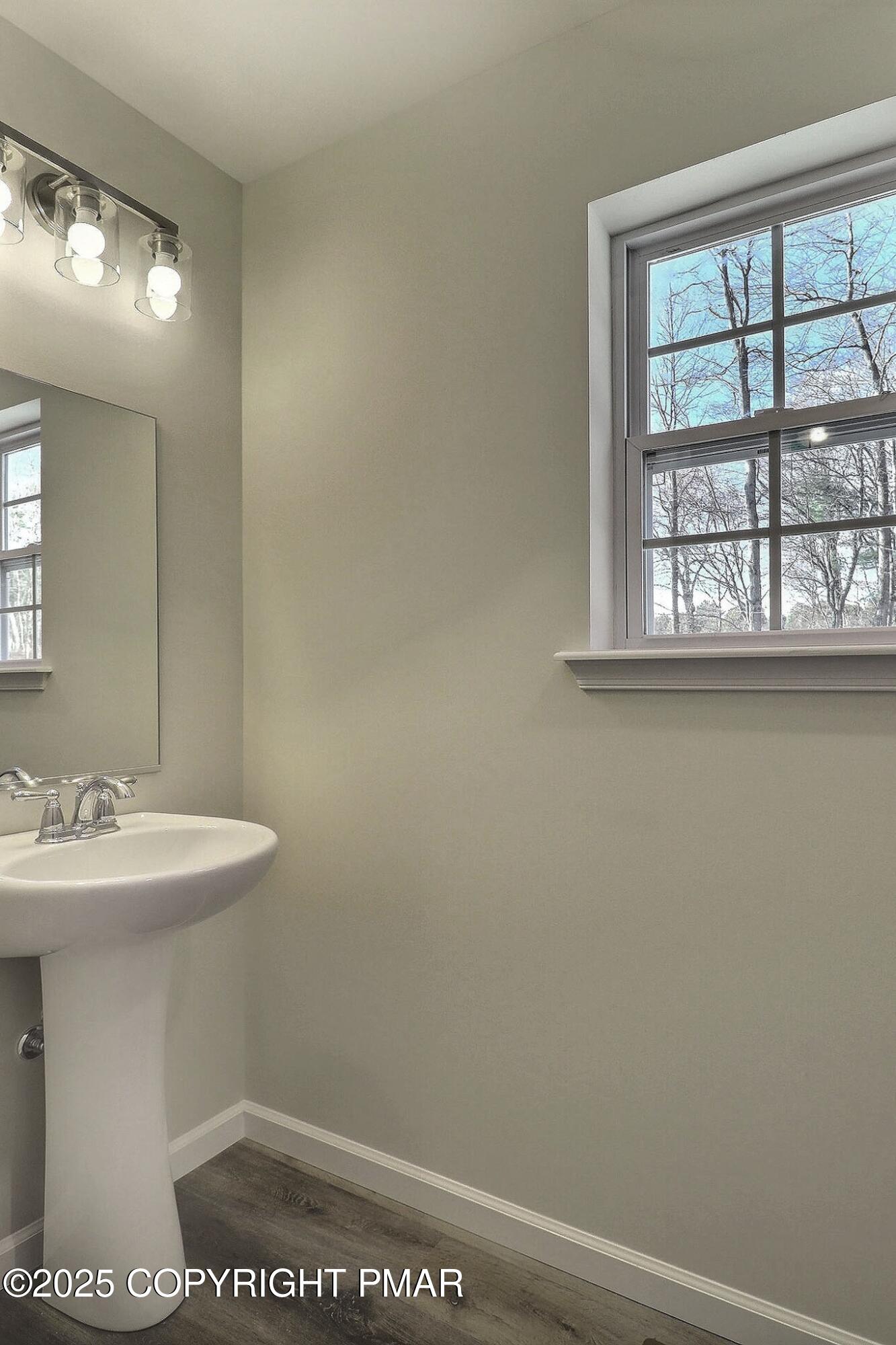 505 Mountain Woods Rd Road