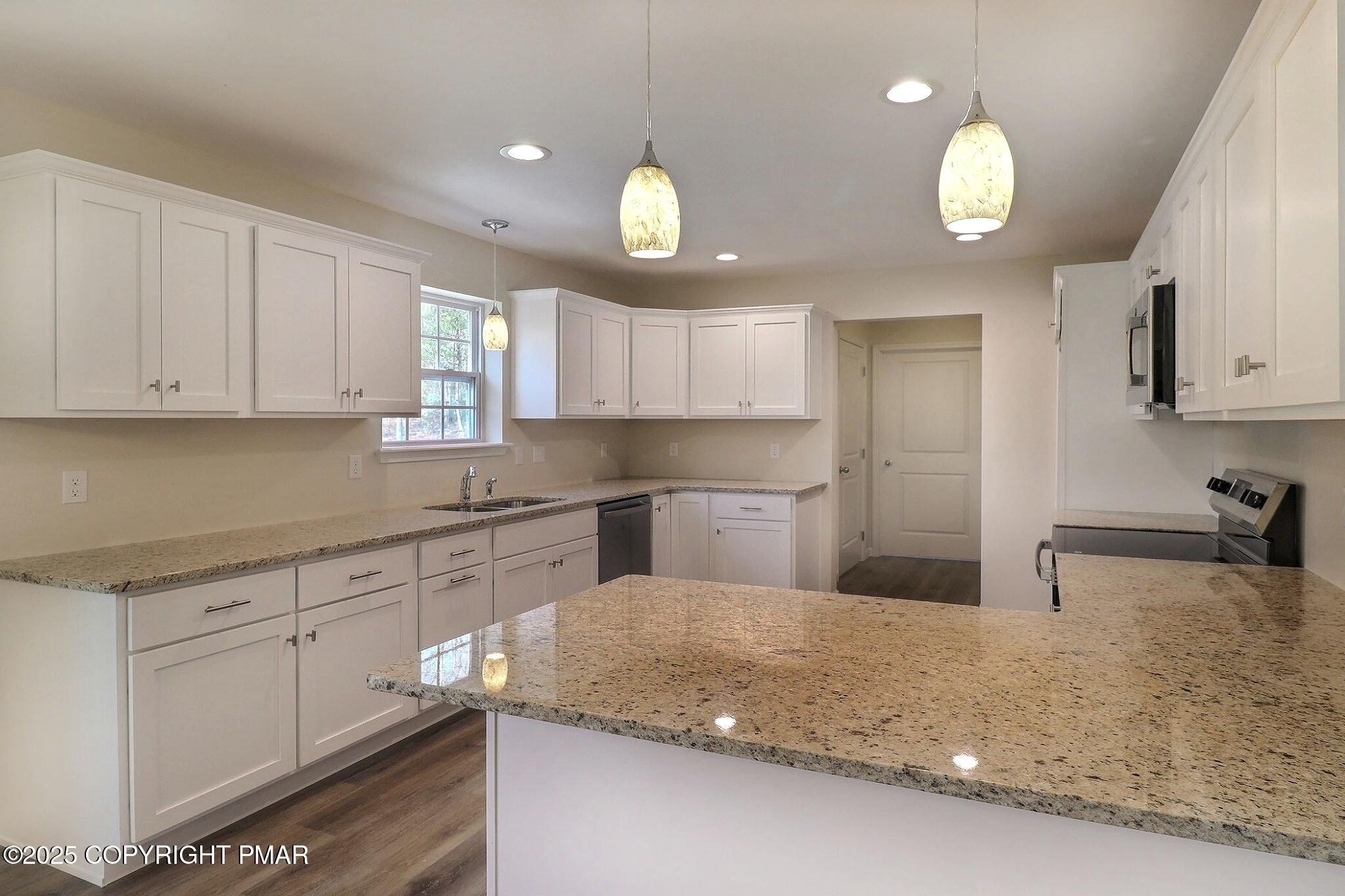 505 Mountain Woods Rd Road