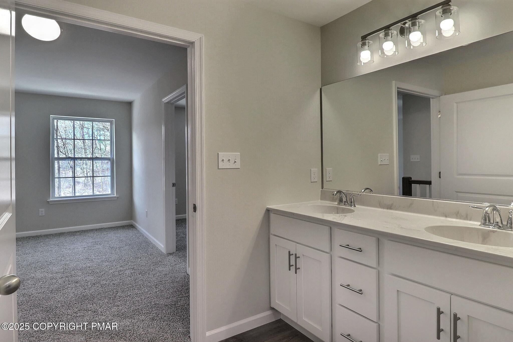 505 Mountain Woods Rd Road