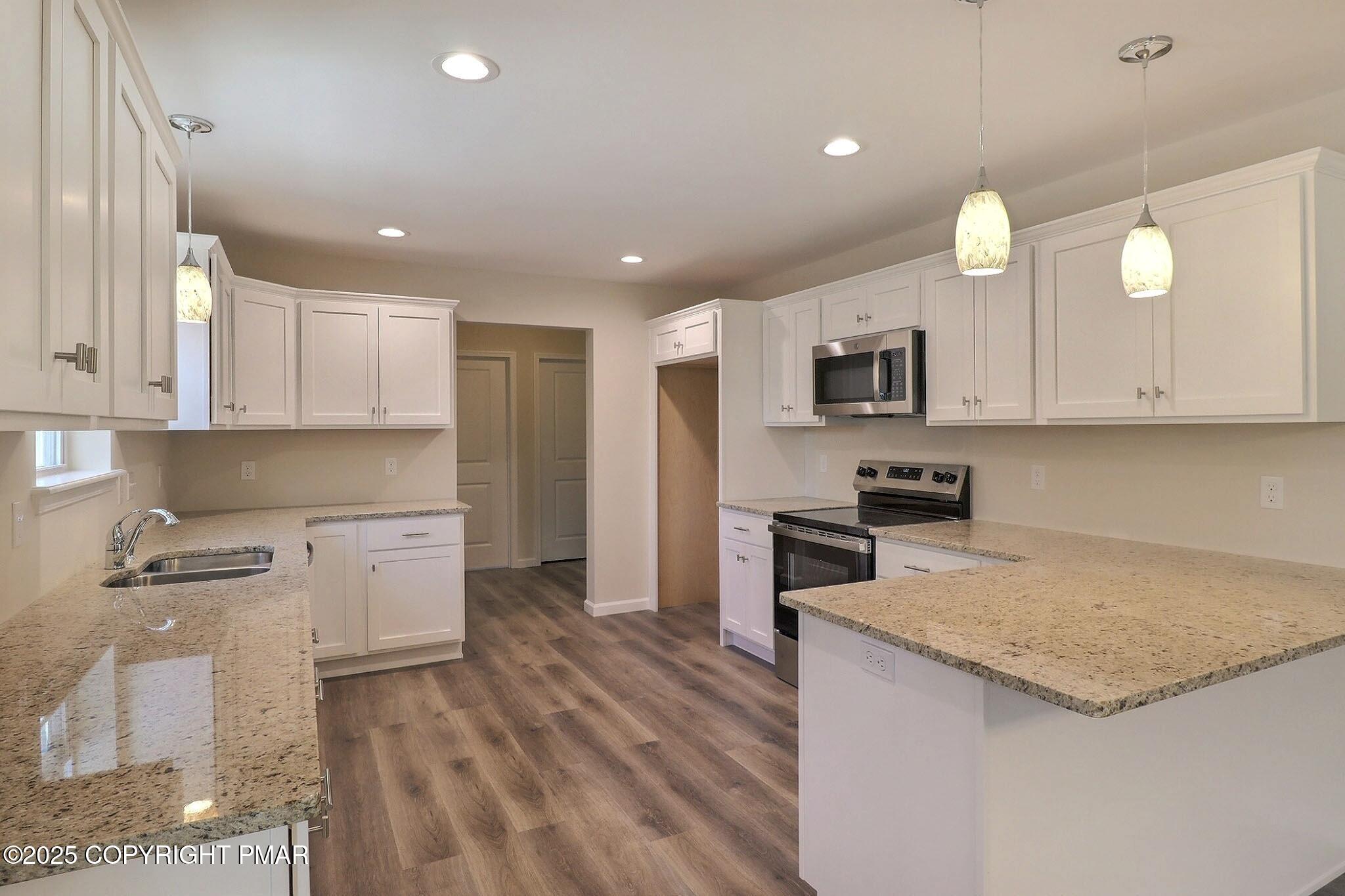 505 Mountain Woods Rd Road