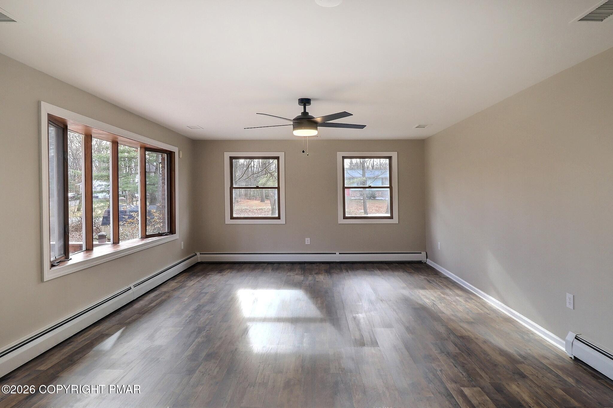 237 Shady Oaks Drive E