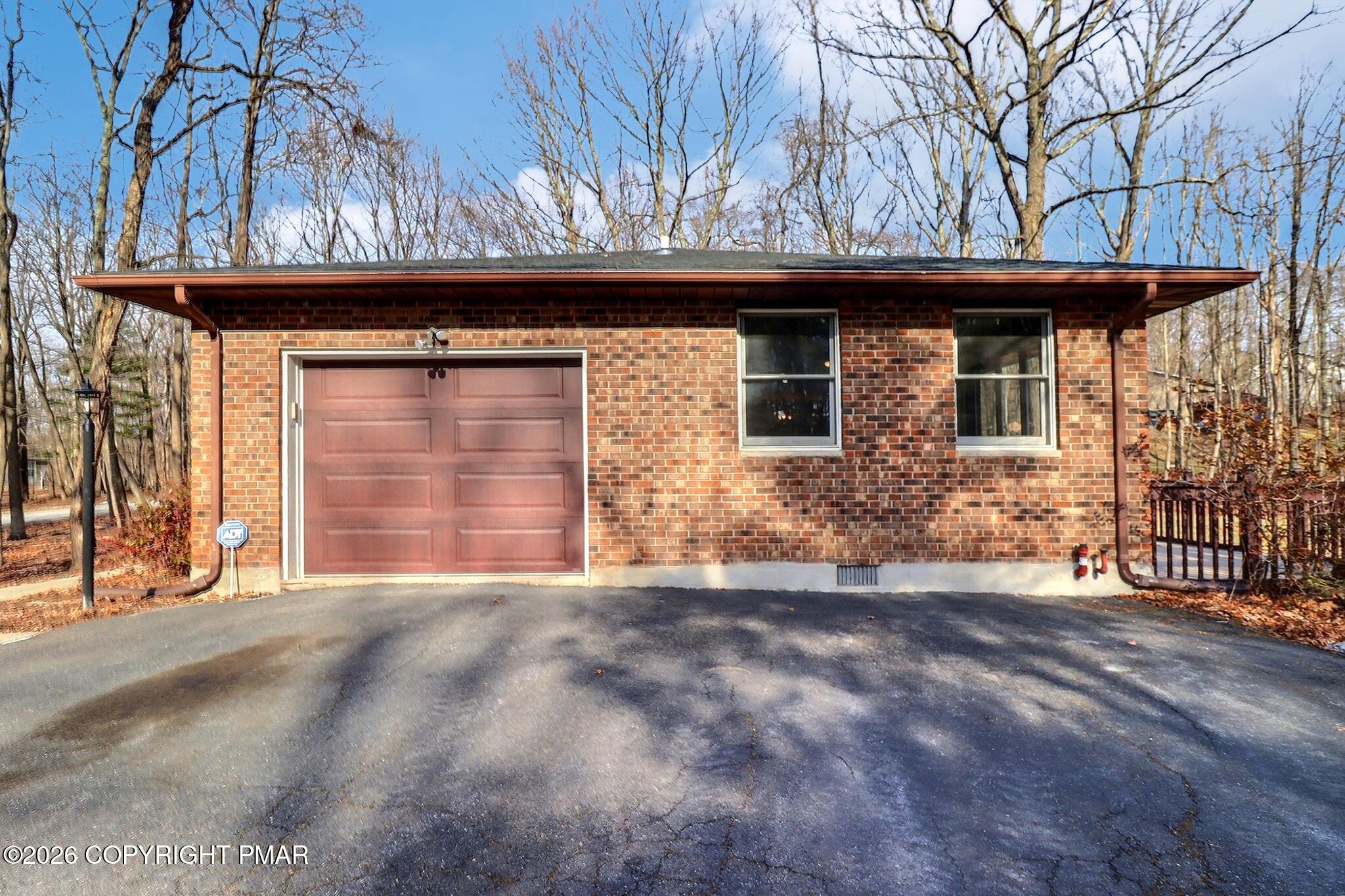 237 Shady Oaks Drive E