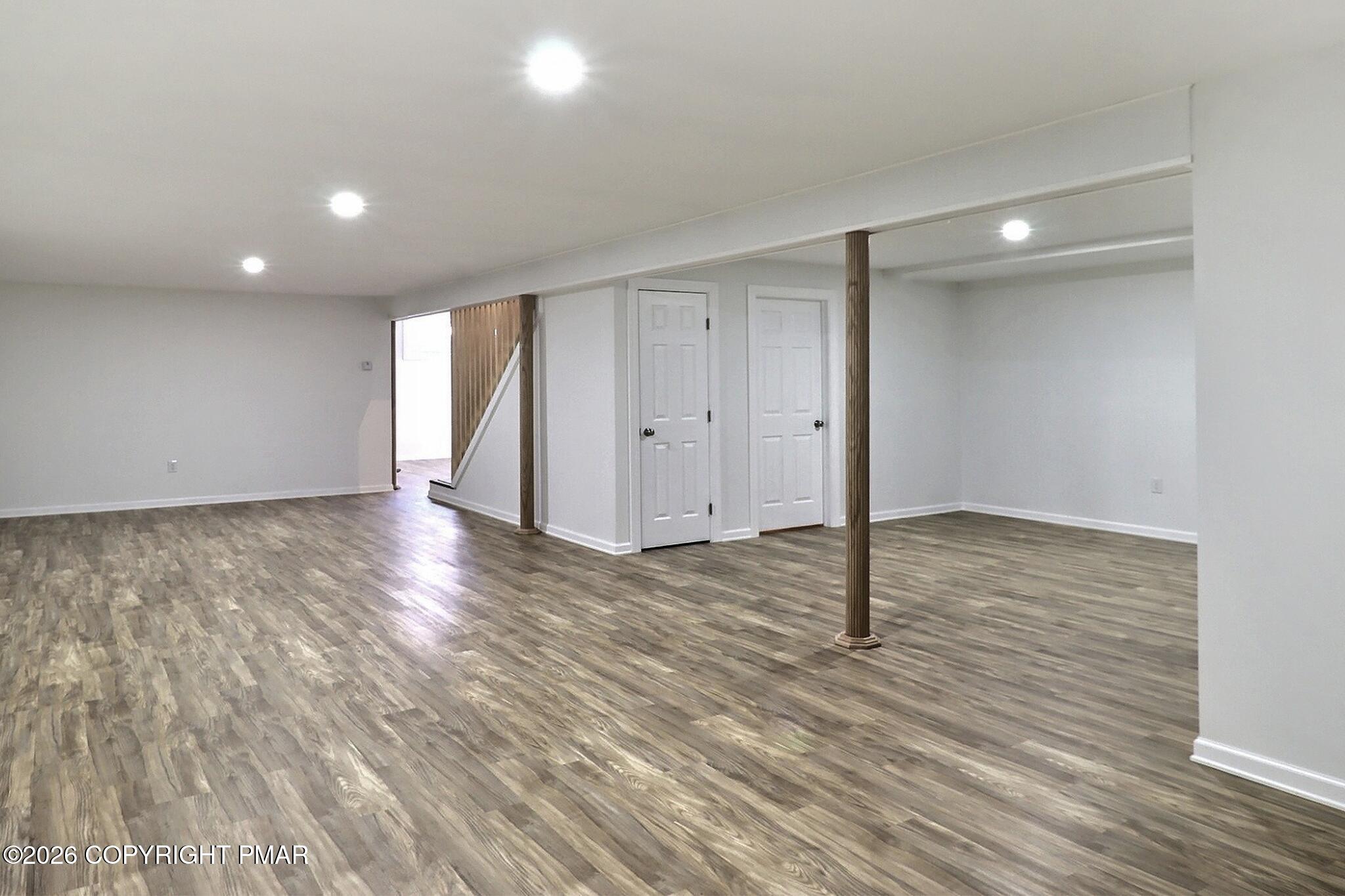 237 Shady Oaks Drive E