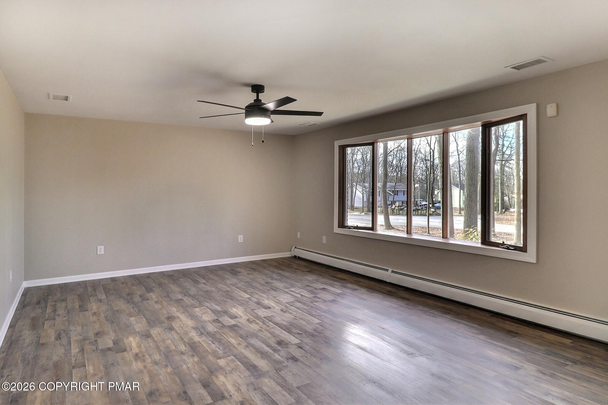 237 Shady Oaks Drive E