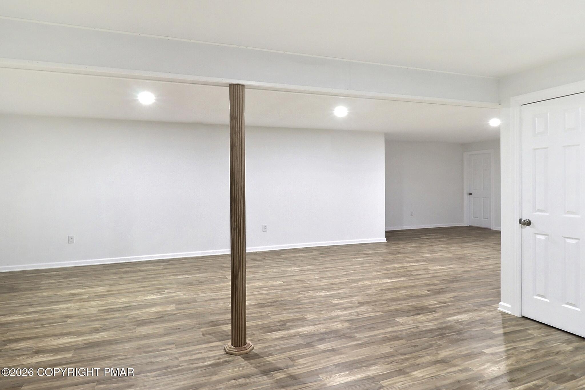 237 Shady Oaks Drive E