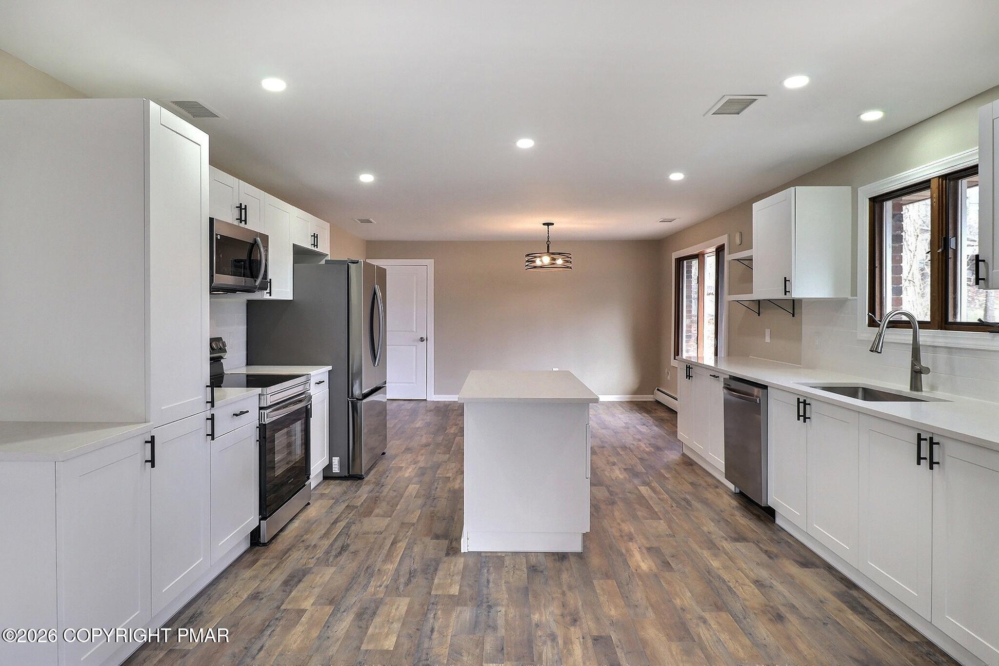 237 Shady Oaks Drive E