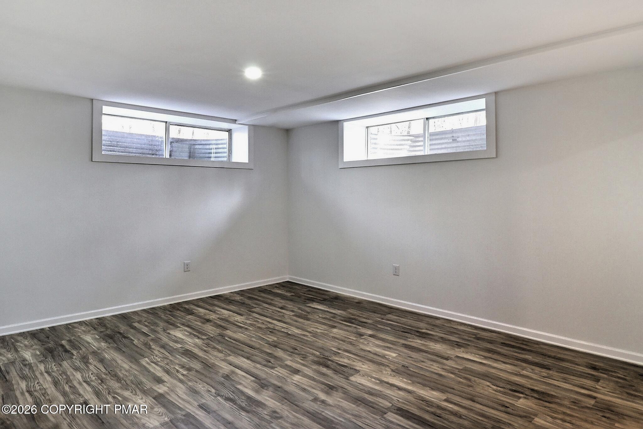 237 Shady Oaks Drive E