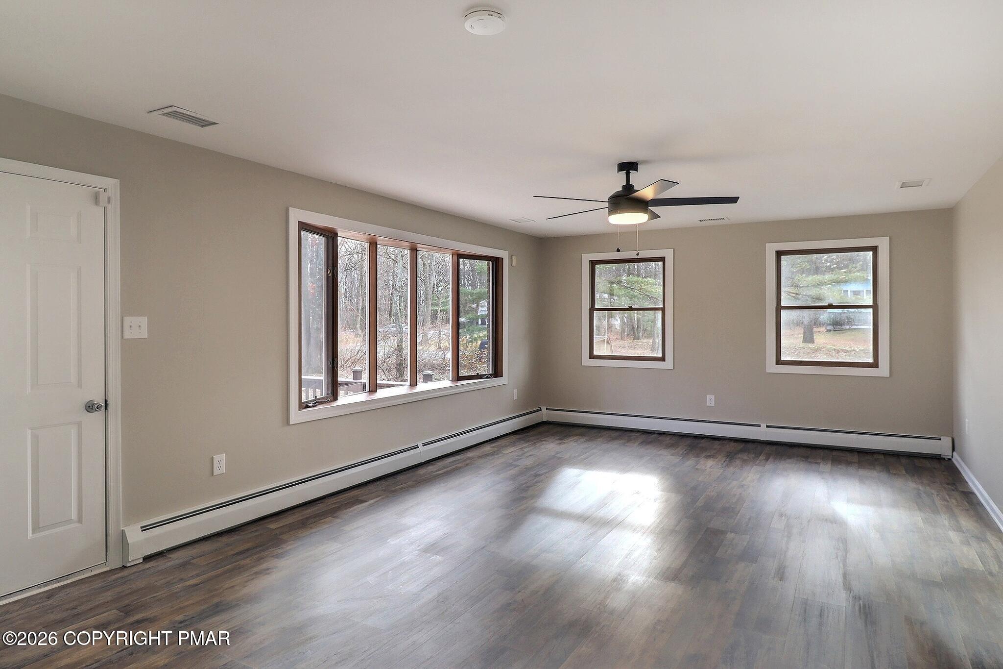 237 Shady Oaks Drive E