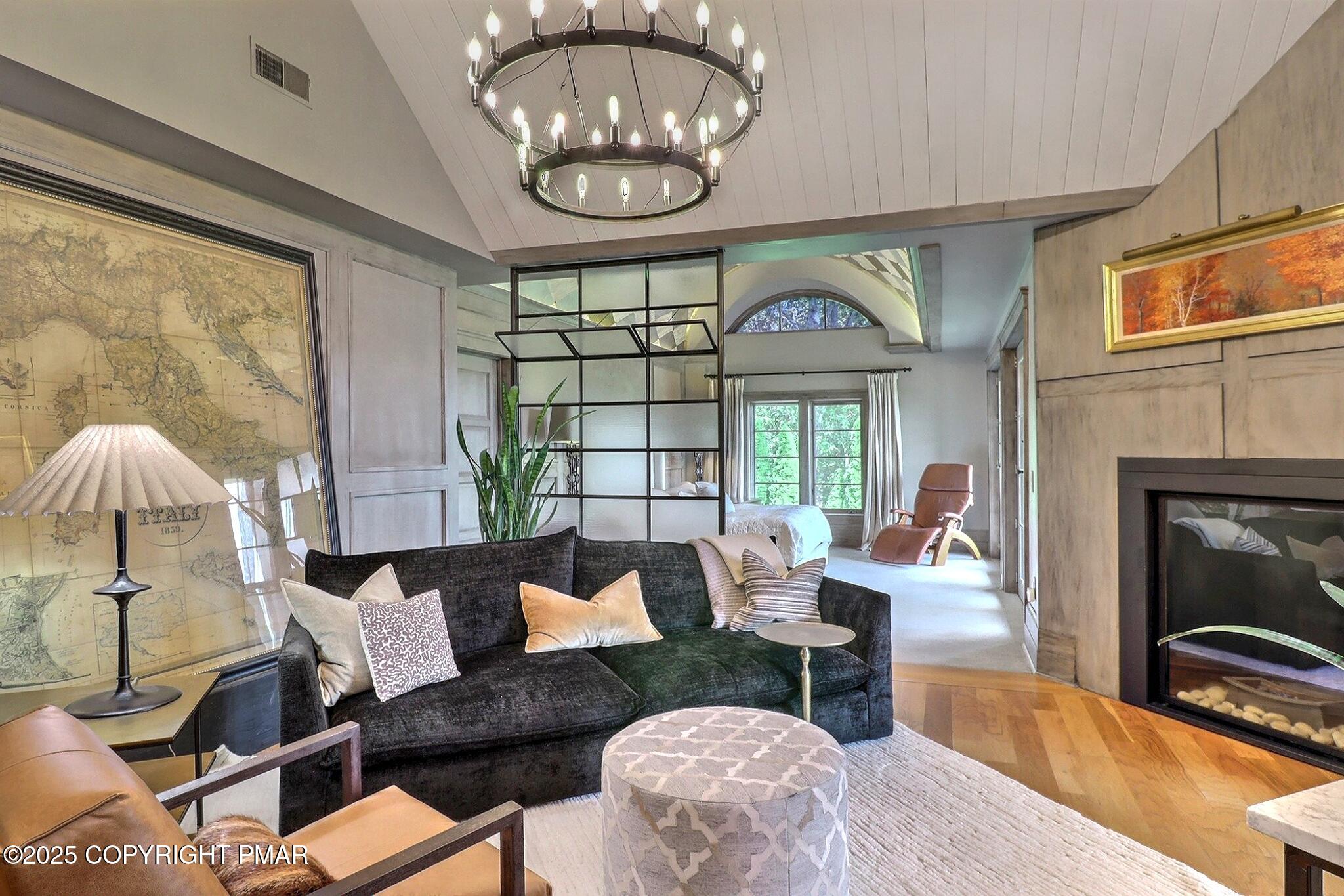 1212 Burger Hollow Road