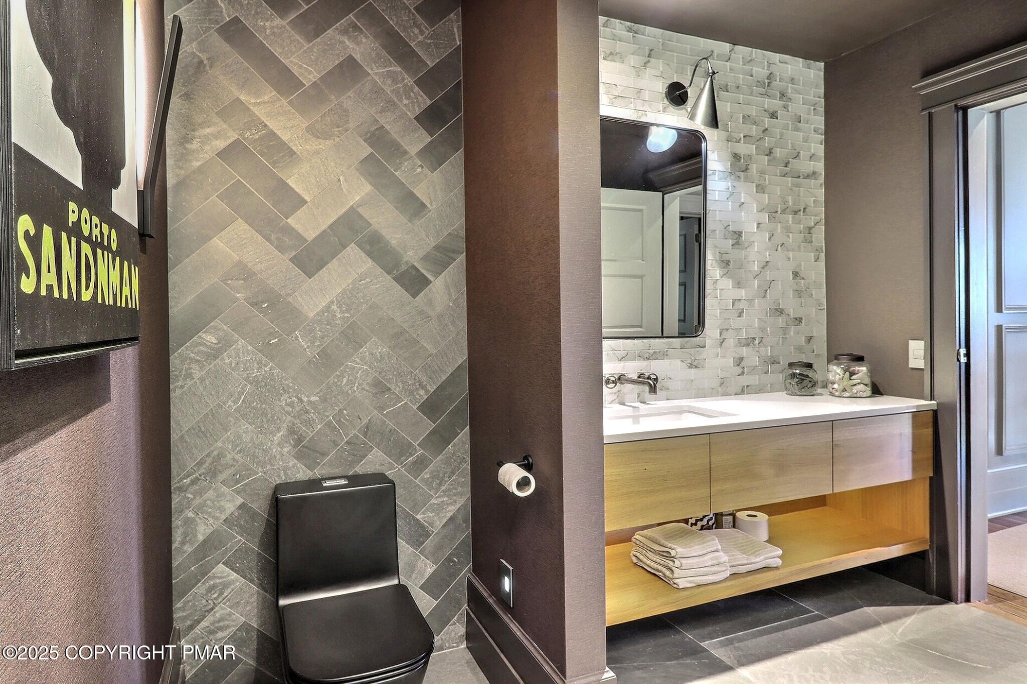 1212 Burger Hollow Road