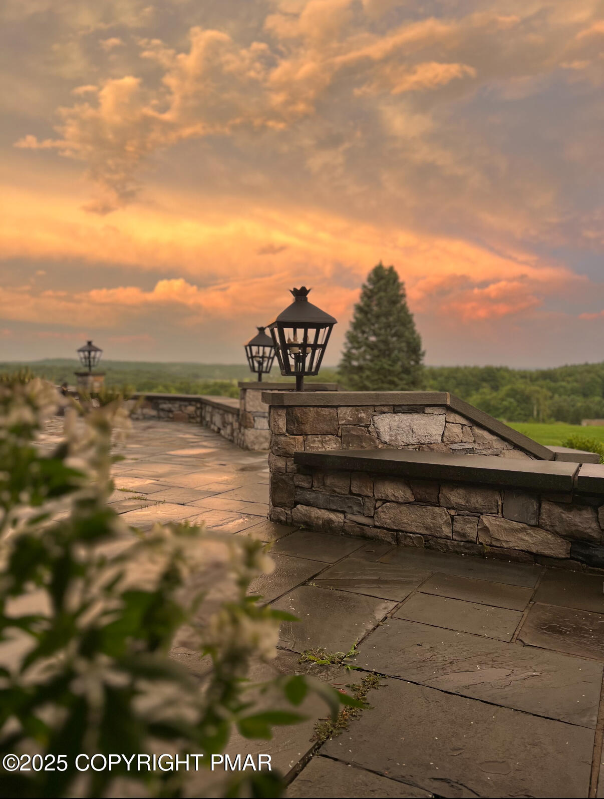 1212 Burger Hollow Road