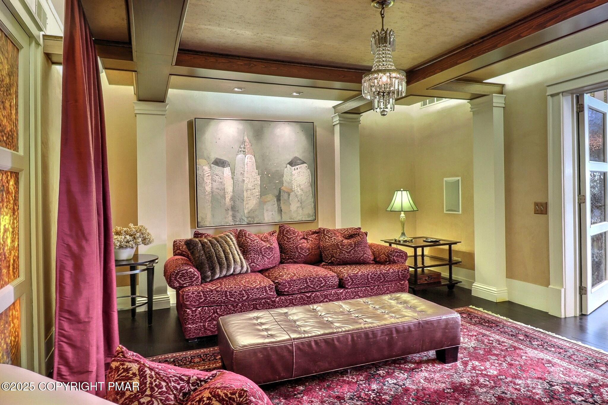 1212 Burger Hollow Road