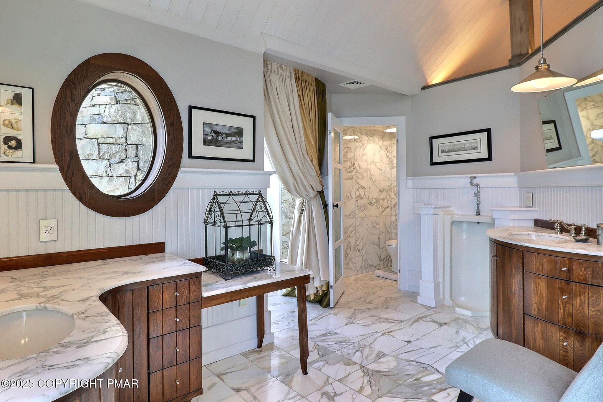 1212 Burger Hollow Road