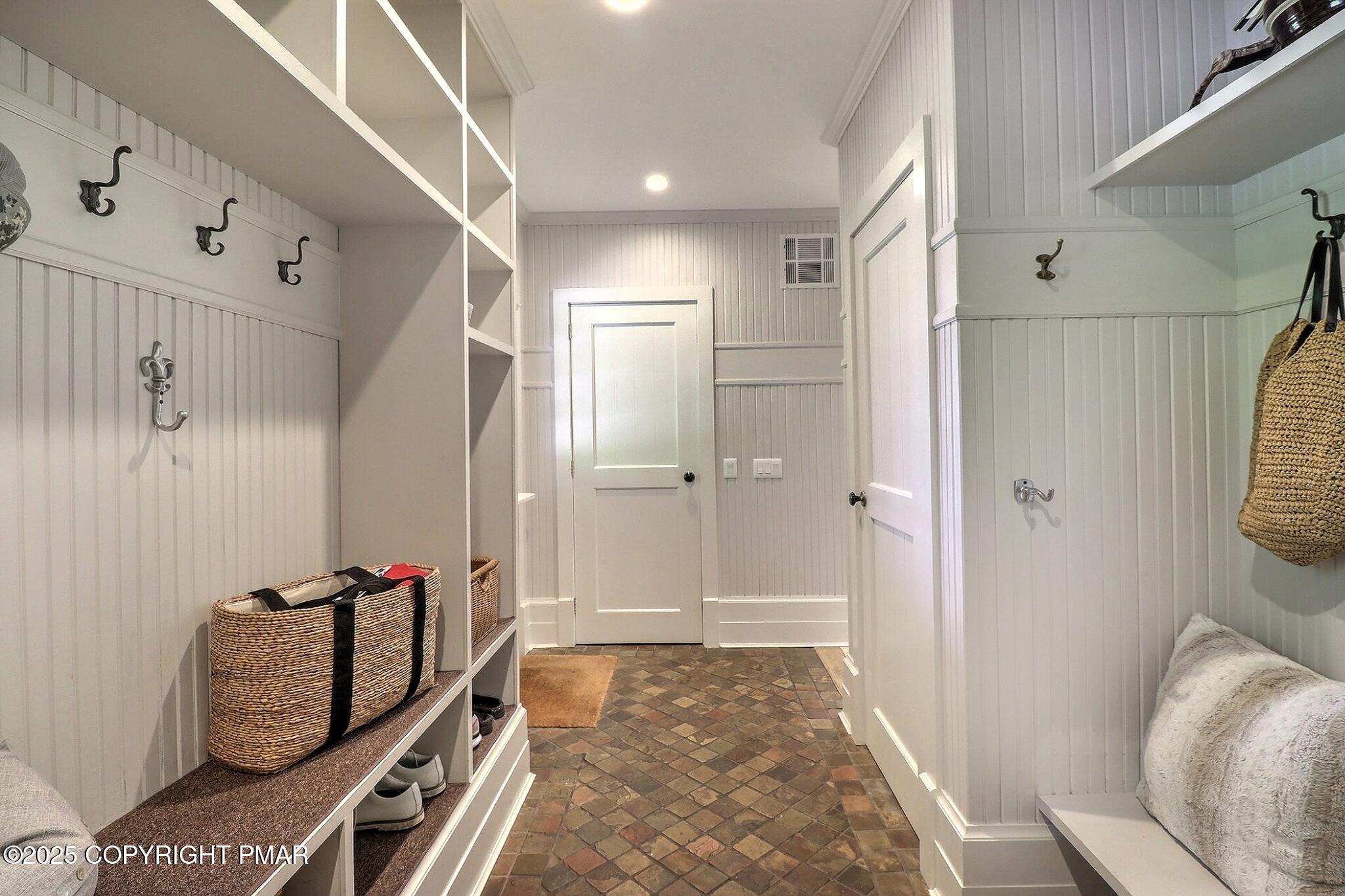 1212 Burger Hollow Road