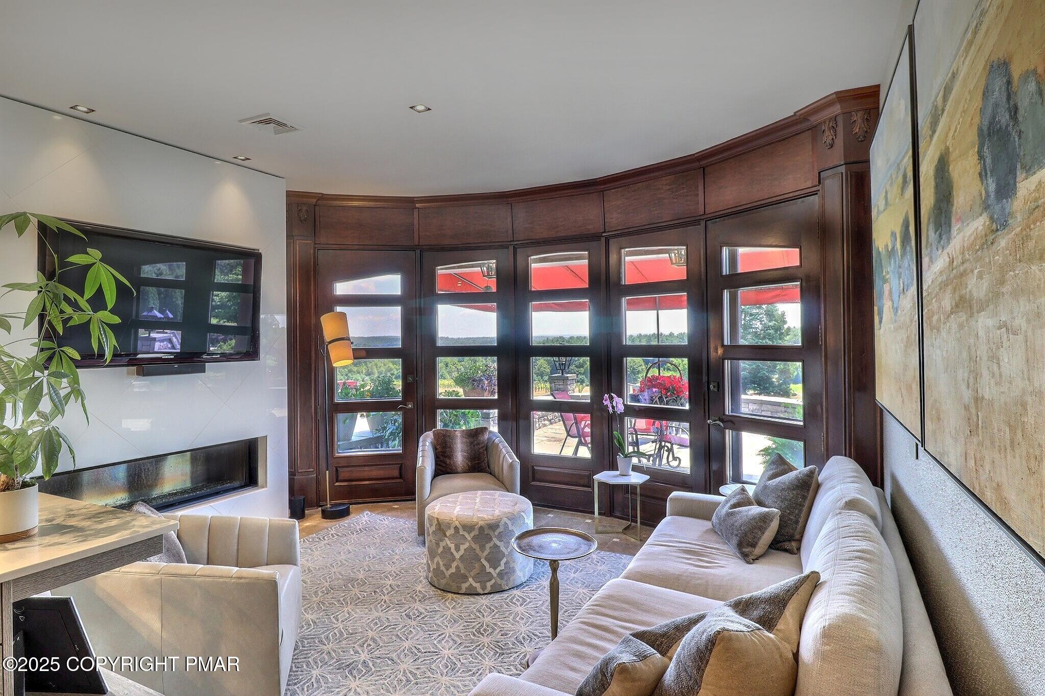 1212 Burger Hollow Road