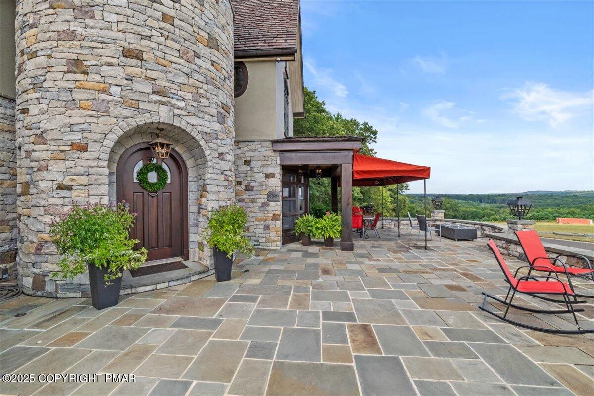 1212 Burger Hollow Road