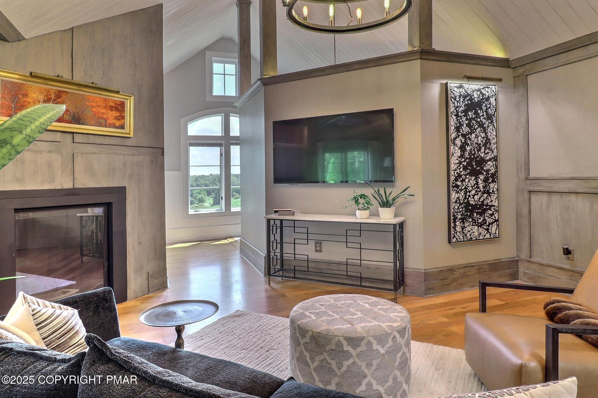 1212 Burger Hollow Road