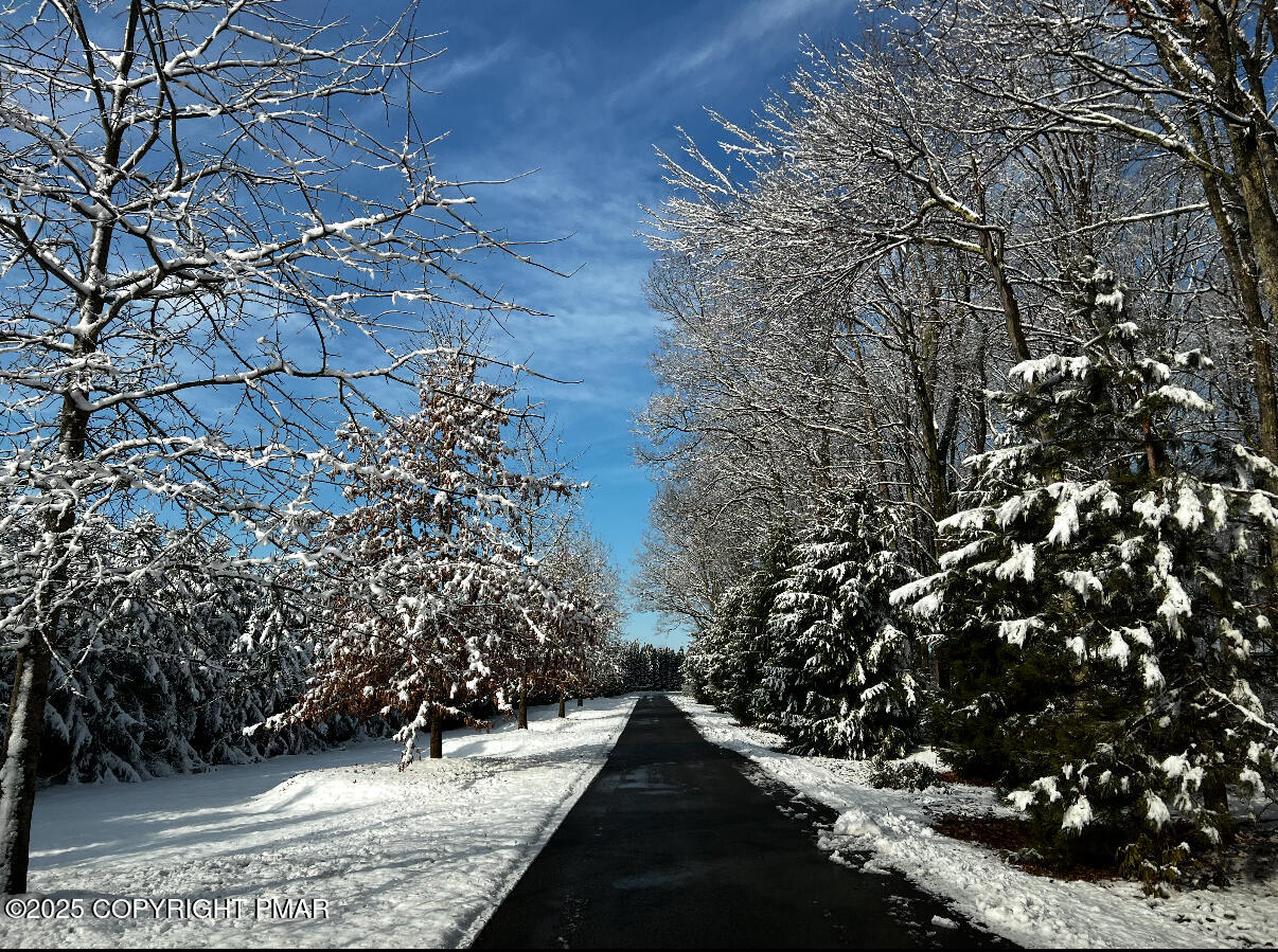 1212 Burger Hollow Road