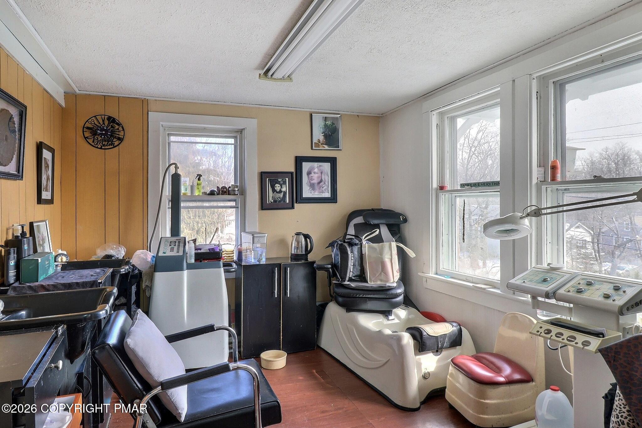 1377 Pocono Boulevard