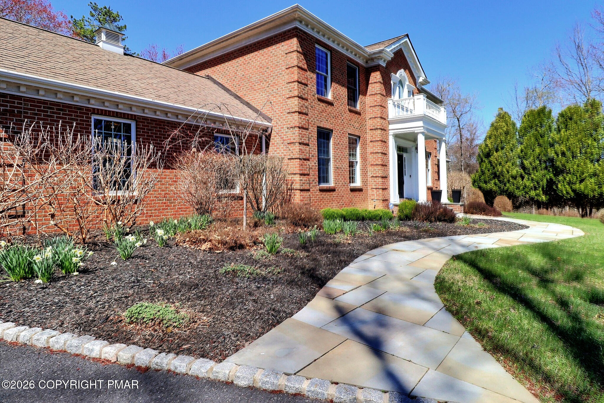 110 Mountain View Place