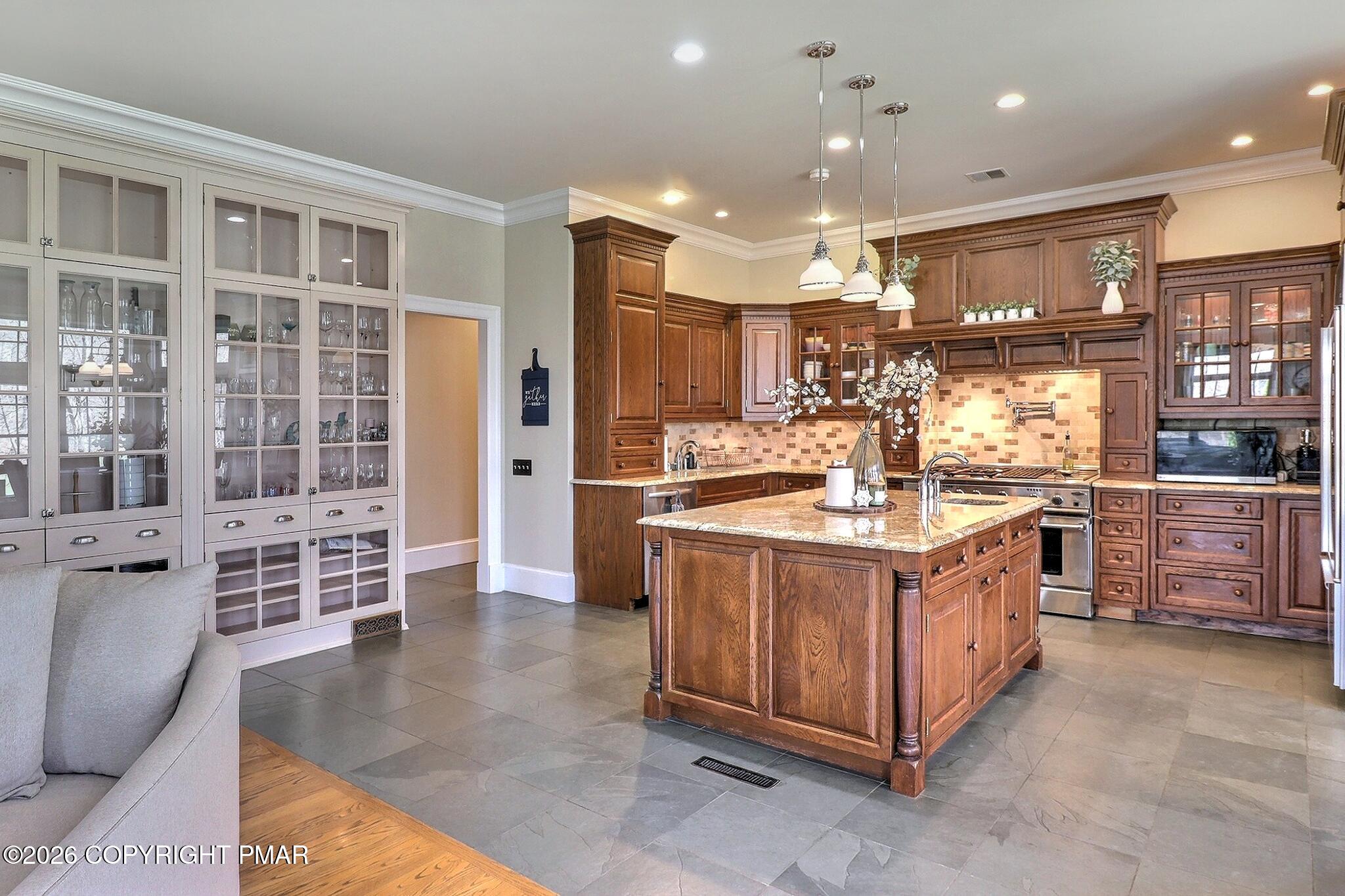 110 Mountain View Place