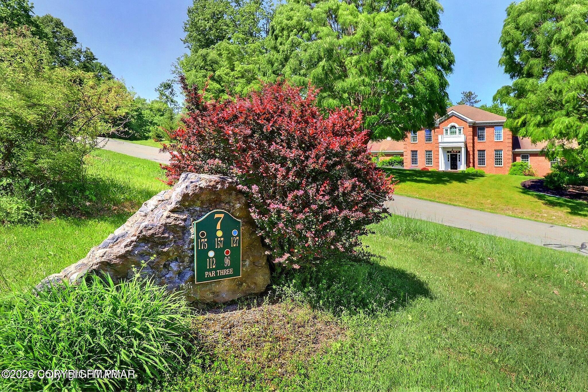 110 Mountain View Place