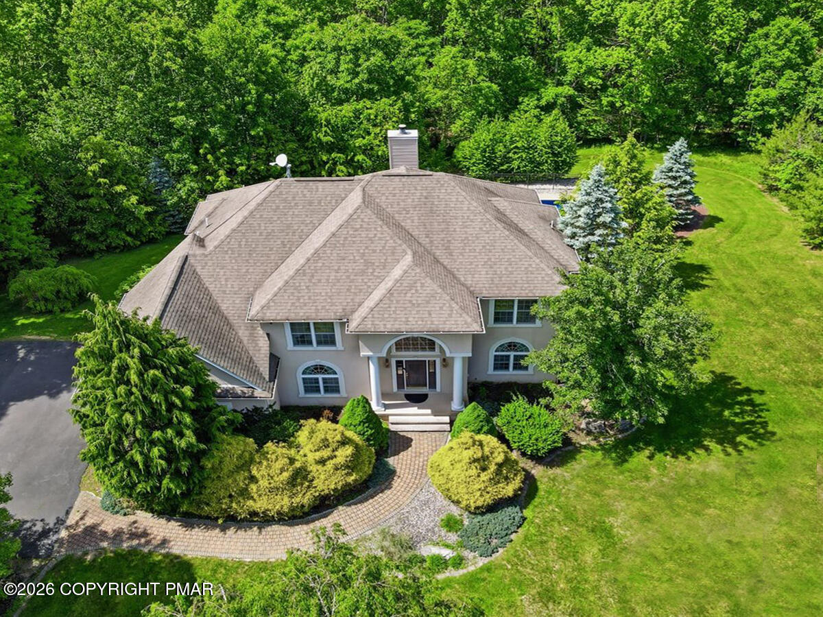 110 Mackenzie Lane