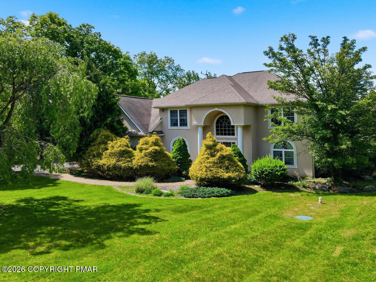 110 Mackenzie Lane