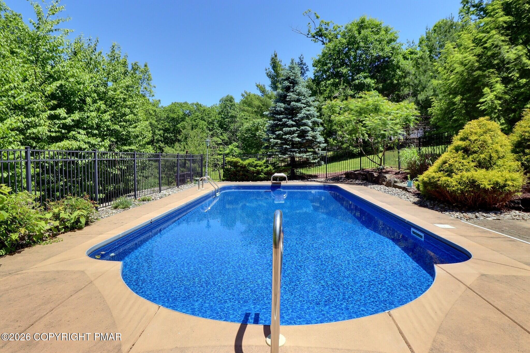 110 Mackenzie Lane