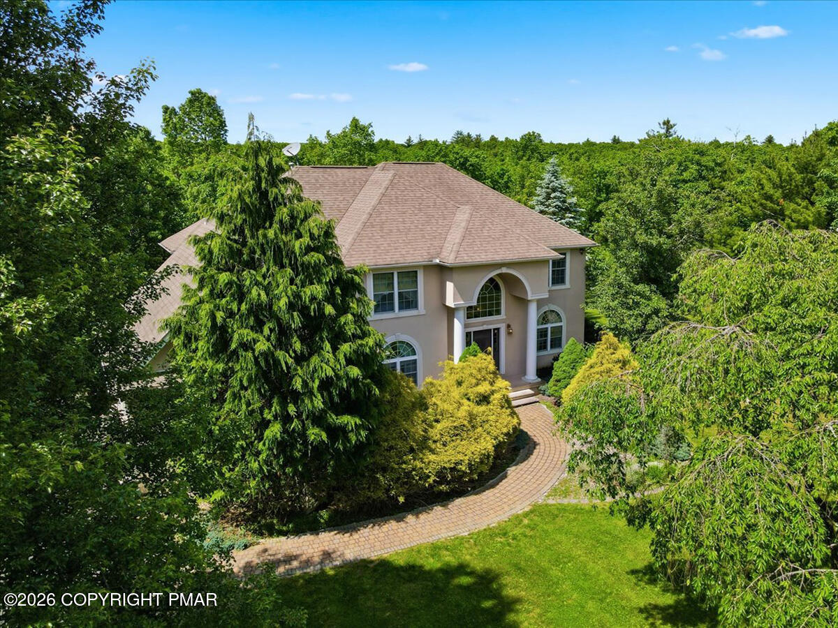 110 Mackenzie Lane