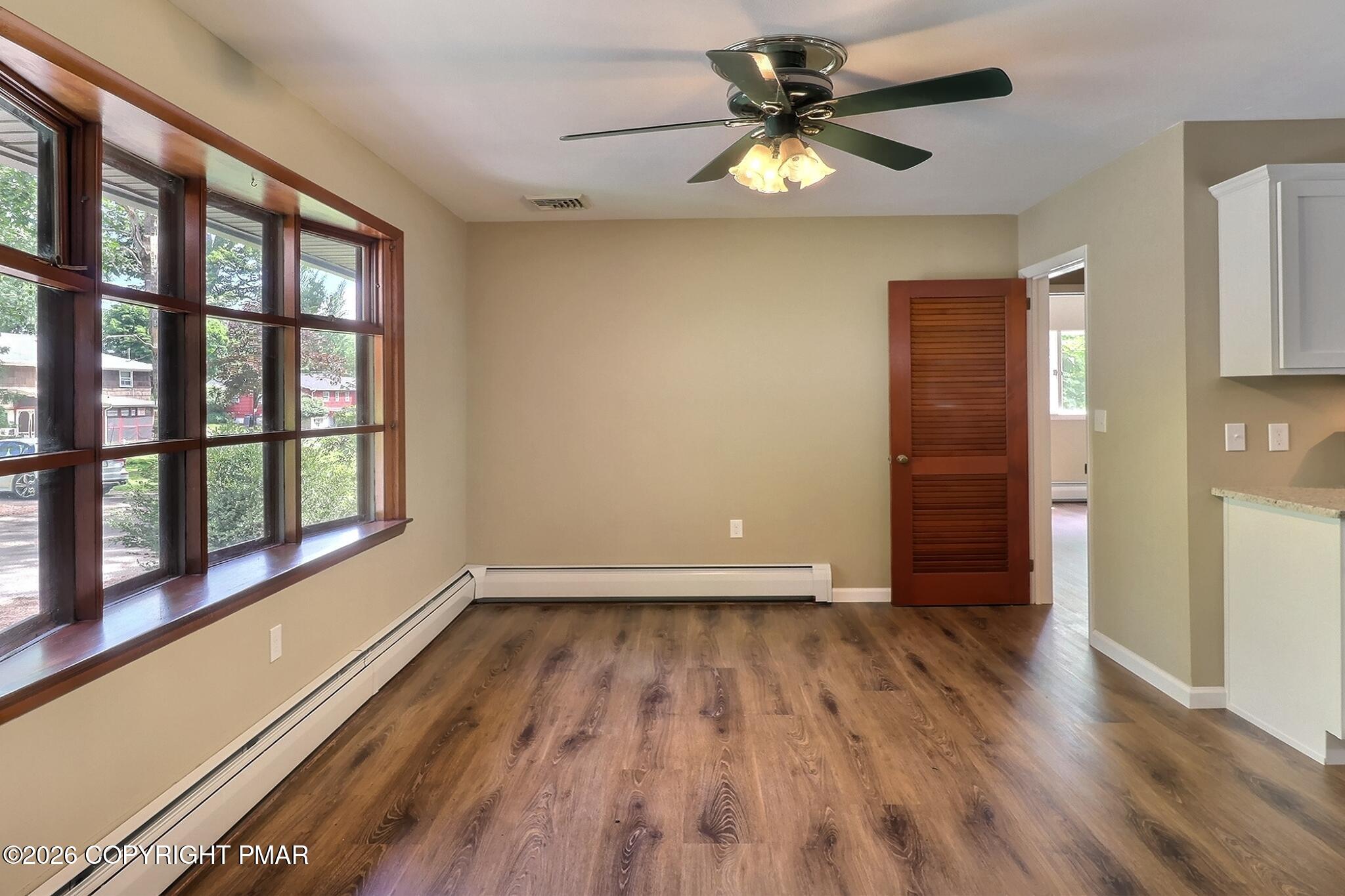 307 Foxglove Road