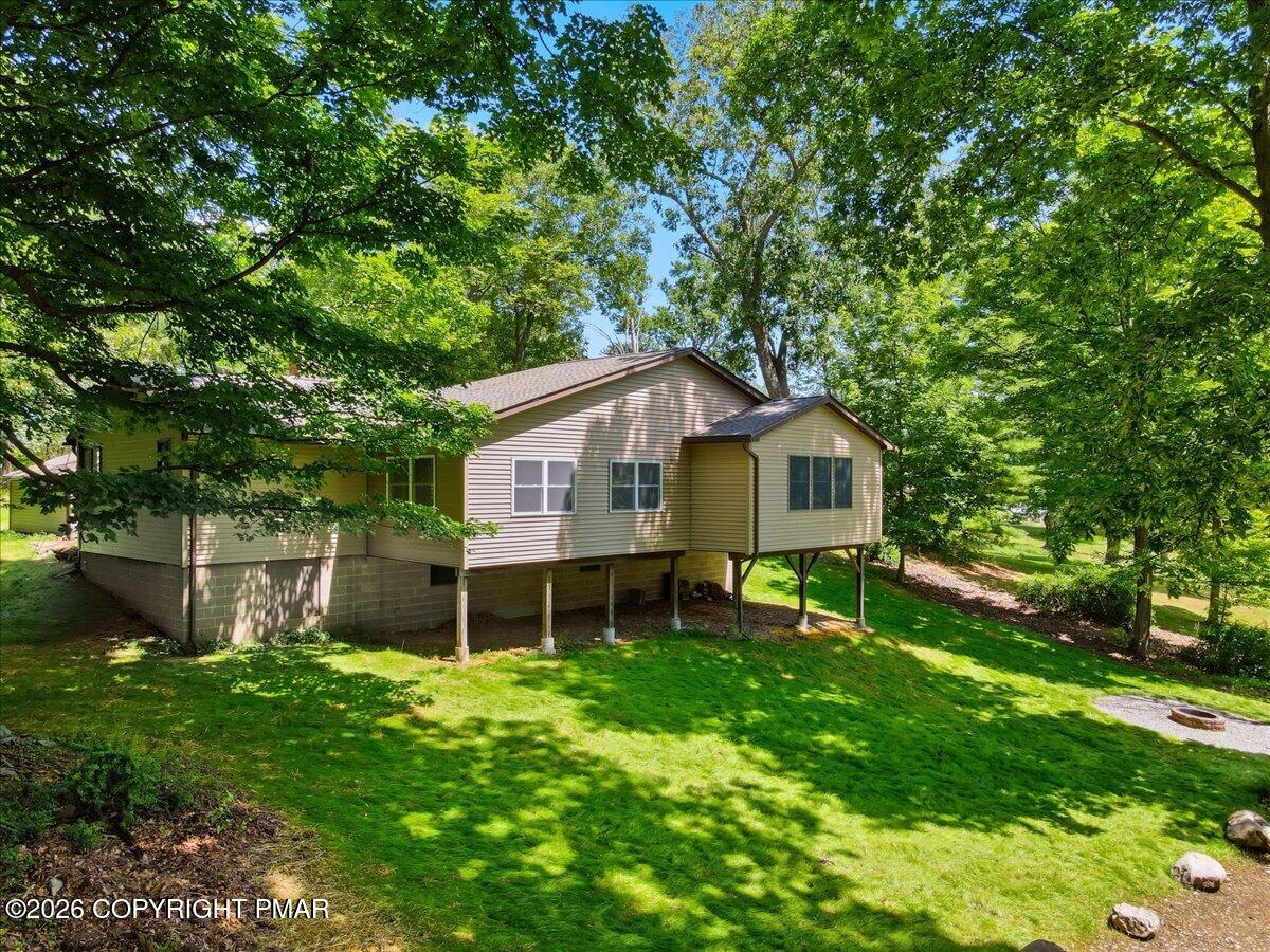 307 Foxglove Road