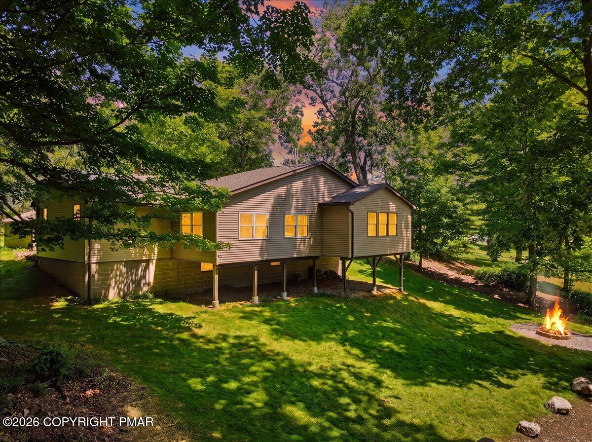 307 Foxglove Road