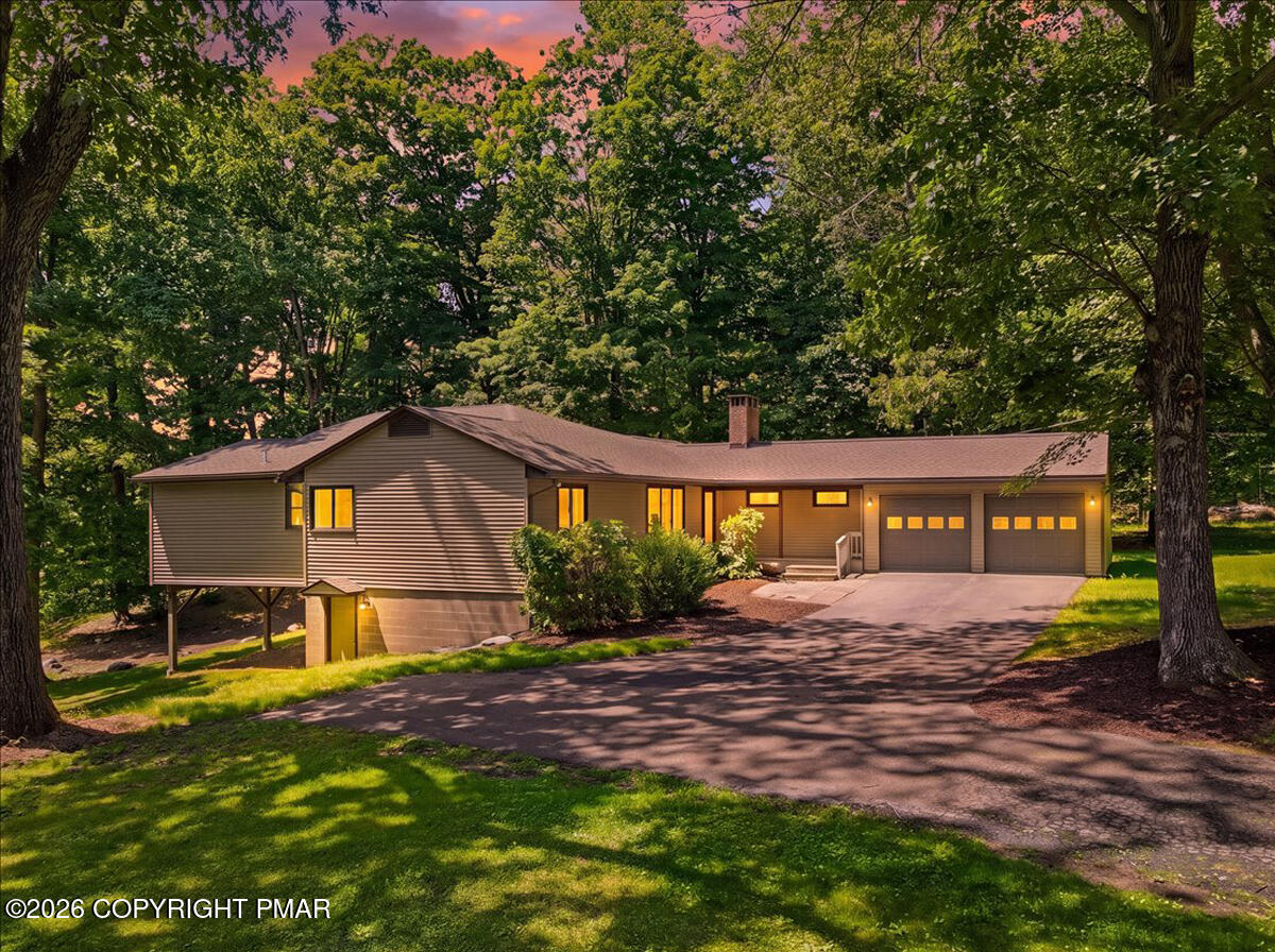 307 Foxglove Road