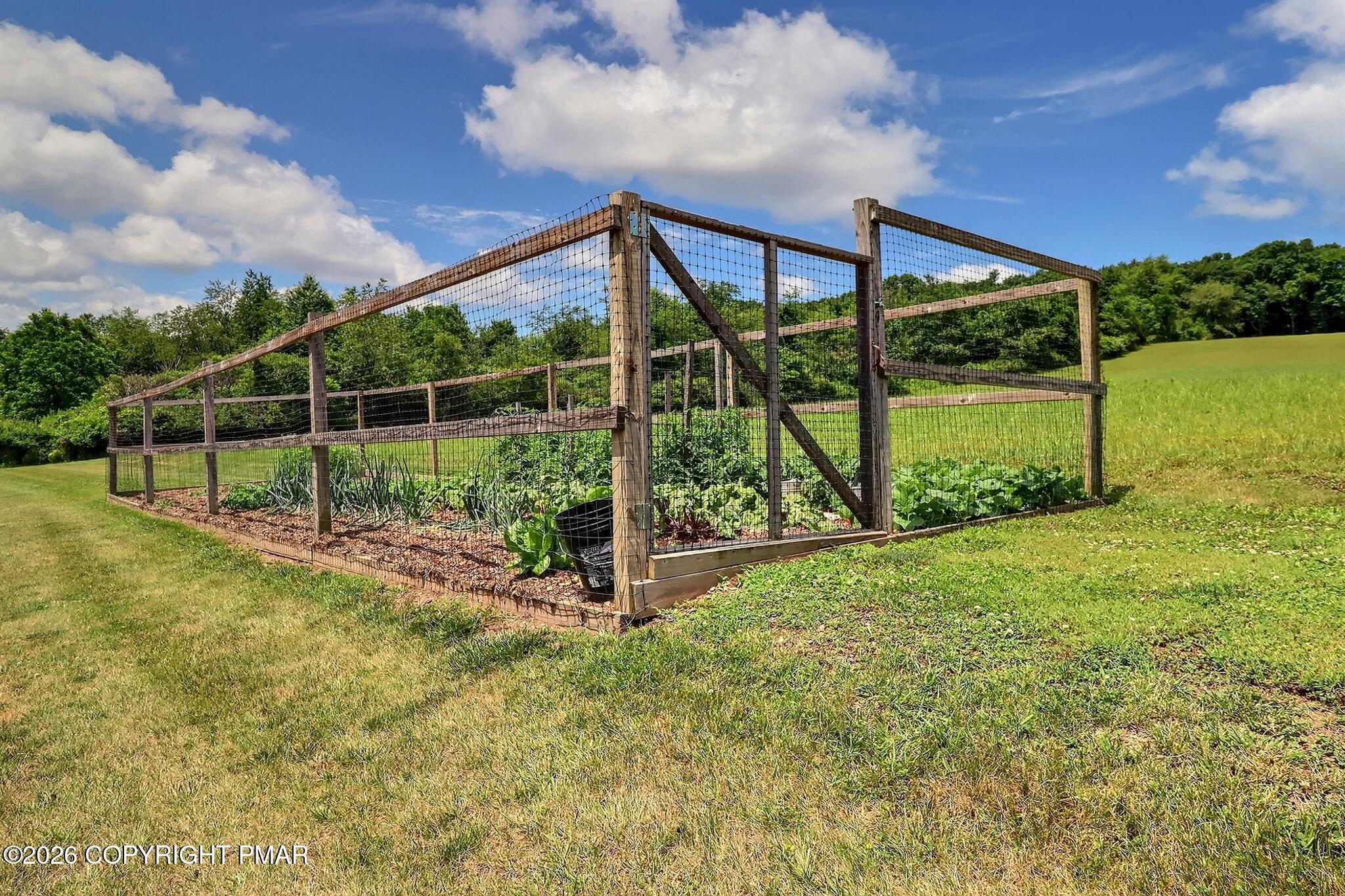5185 Rolling Hills Road