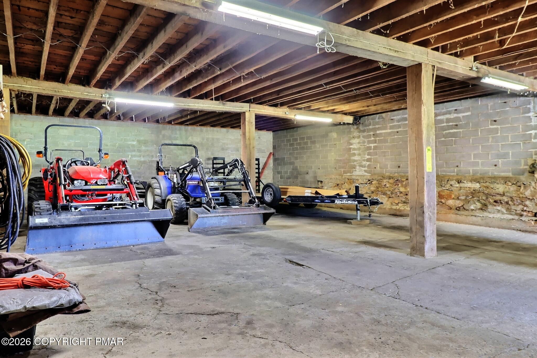 5185 Rolling Hills Road