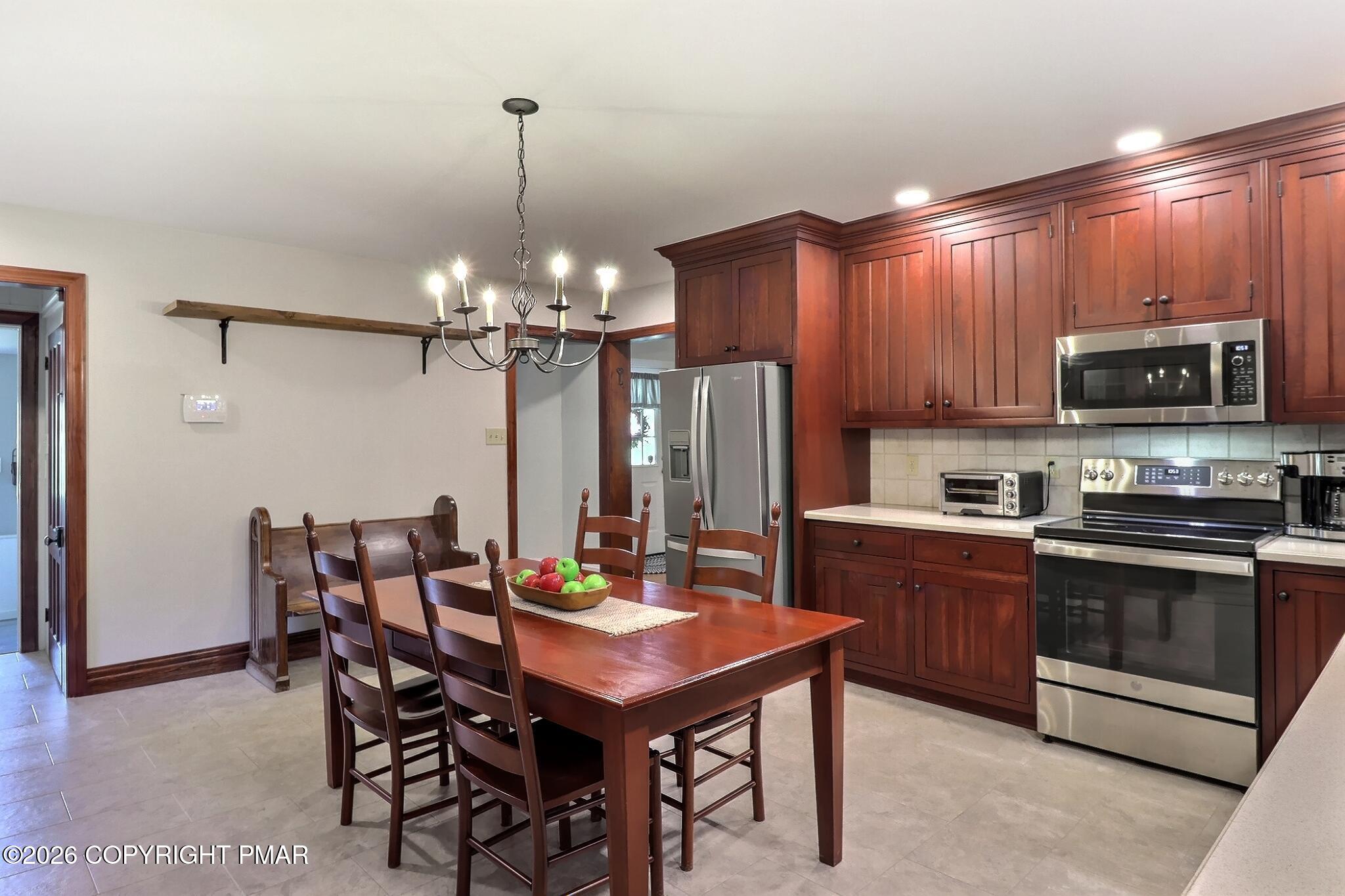 5185 Rolling Hills Road