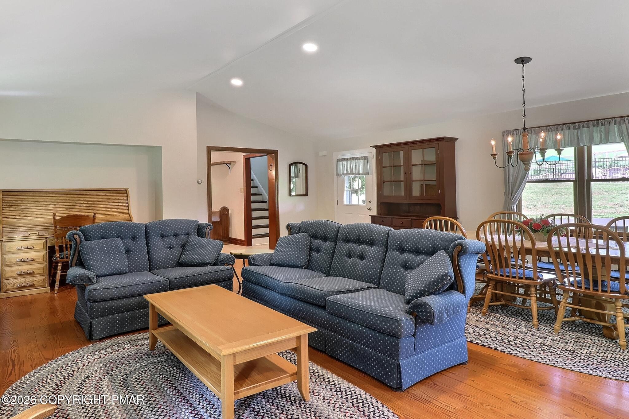 5185 Rolling Hills Road