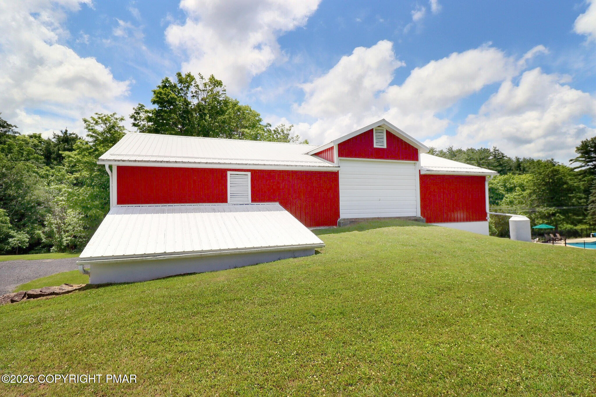 5185 Rolling Hills Road