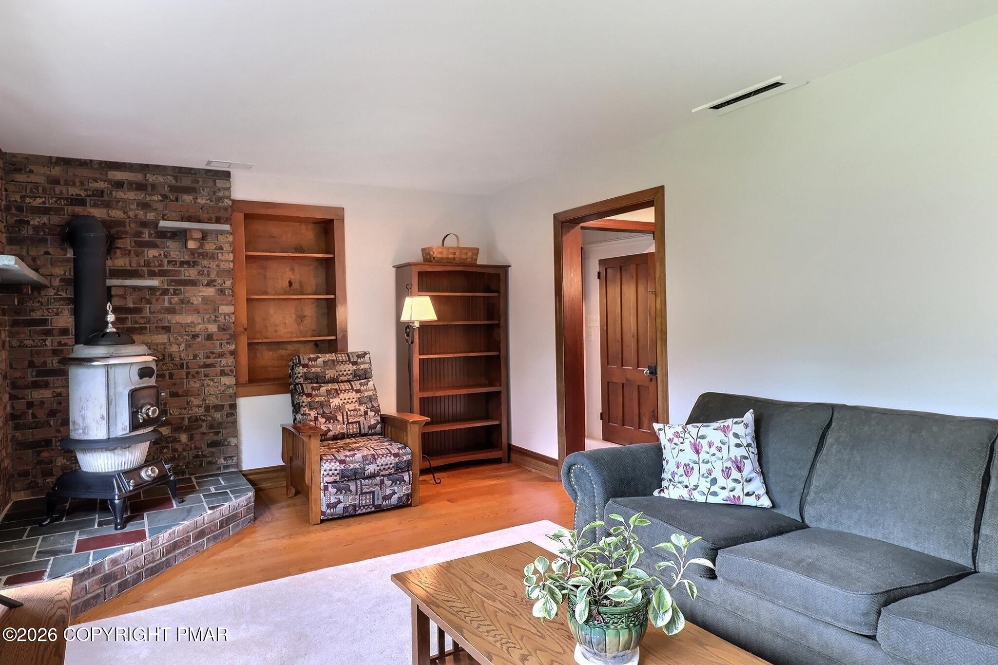 5185 Rolling Hills Road