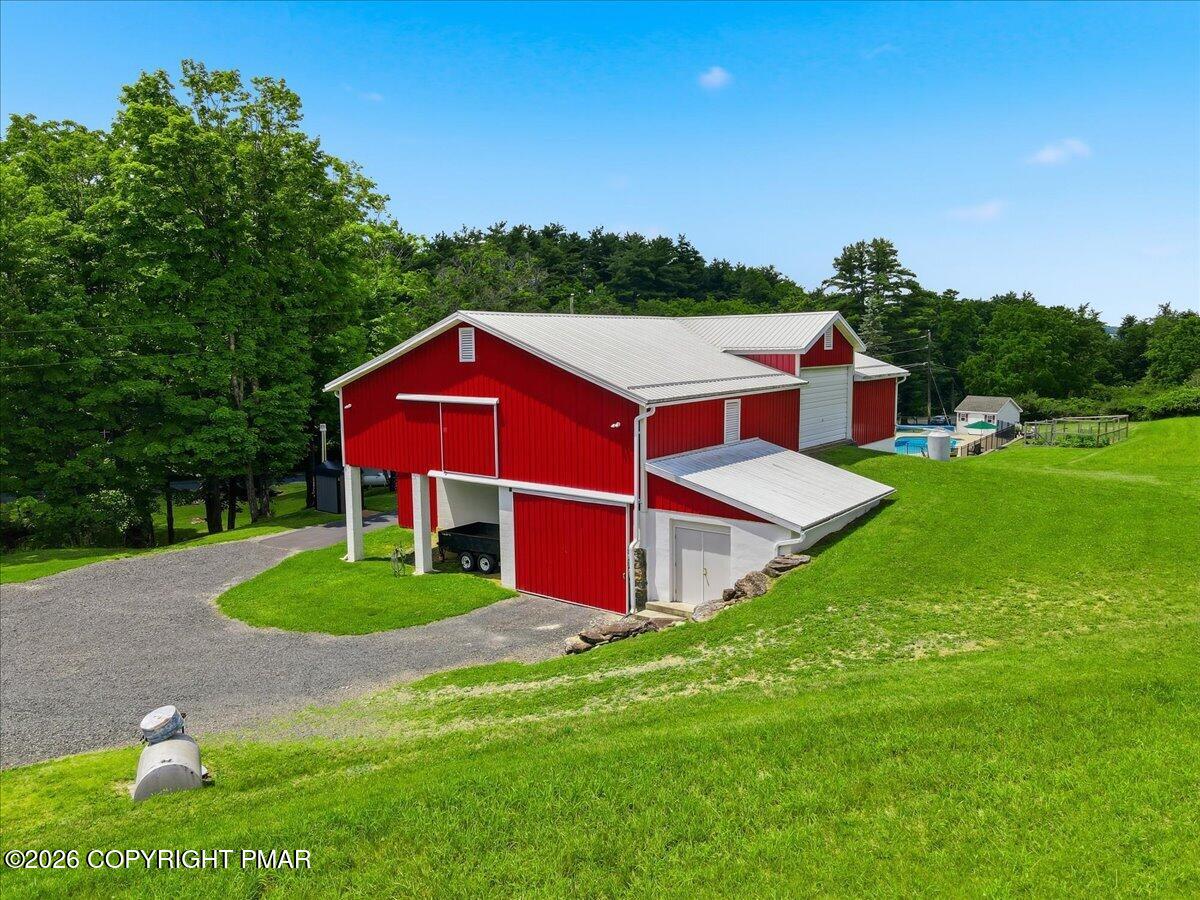 5185 Rolling Hills Road