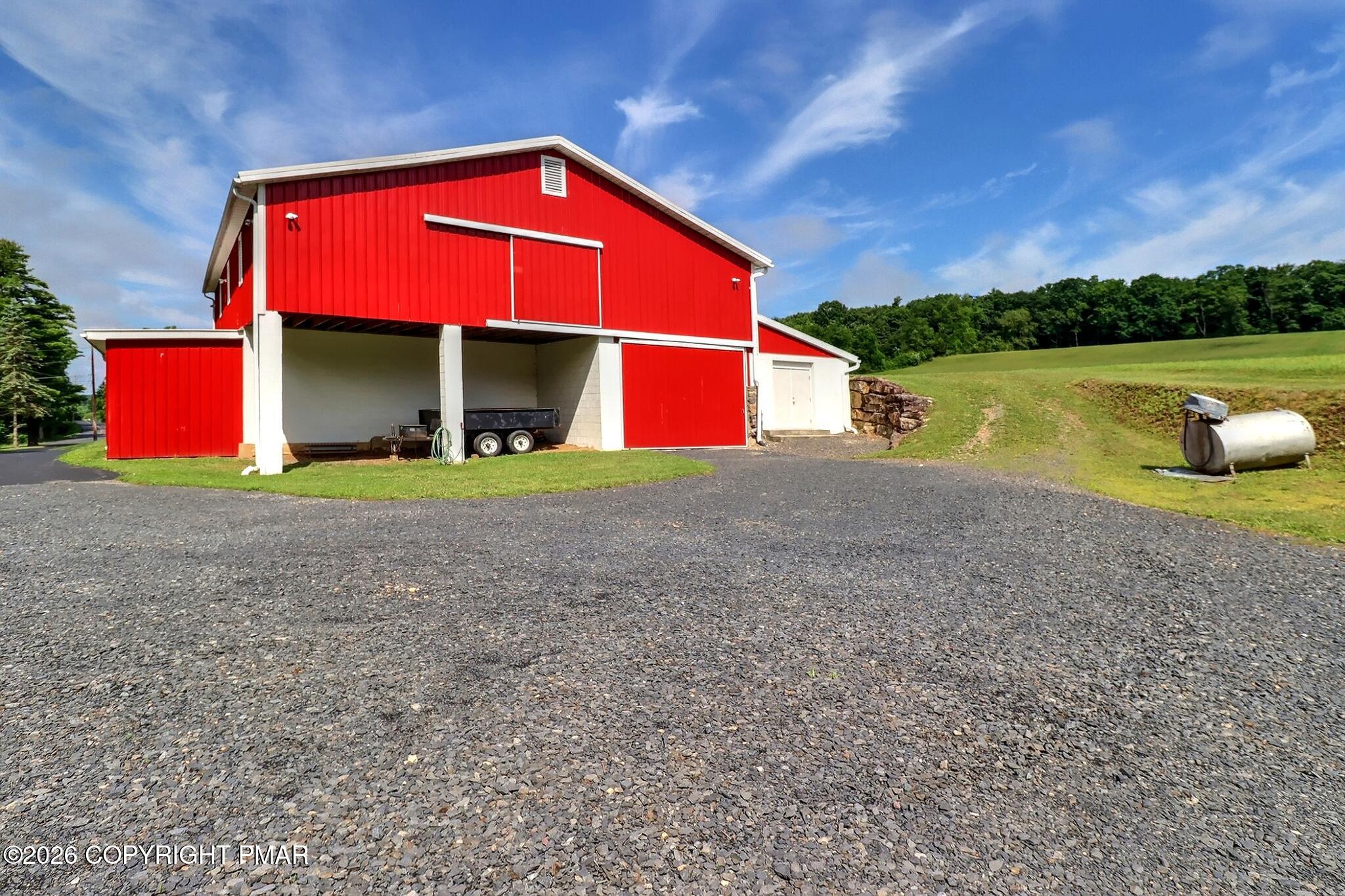 5185 Rolling Hills Road