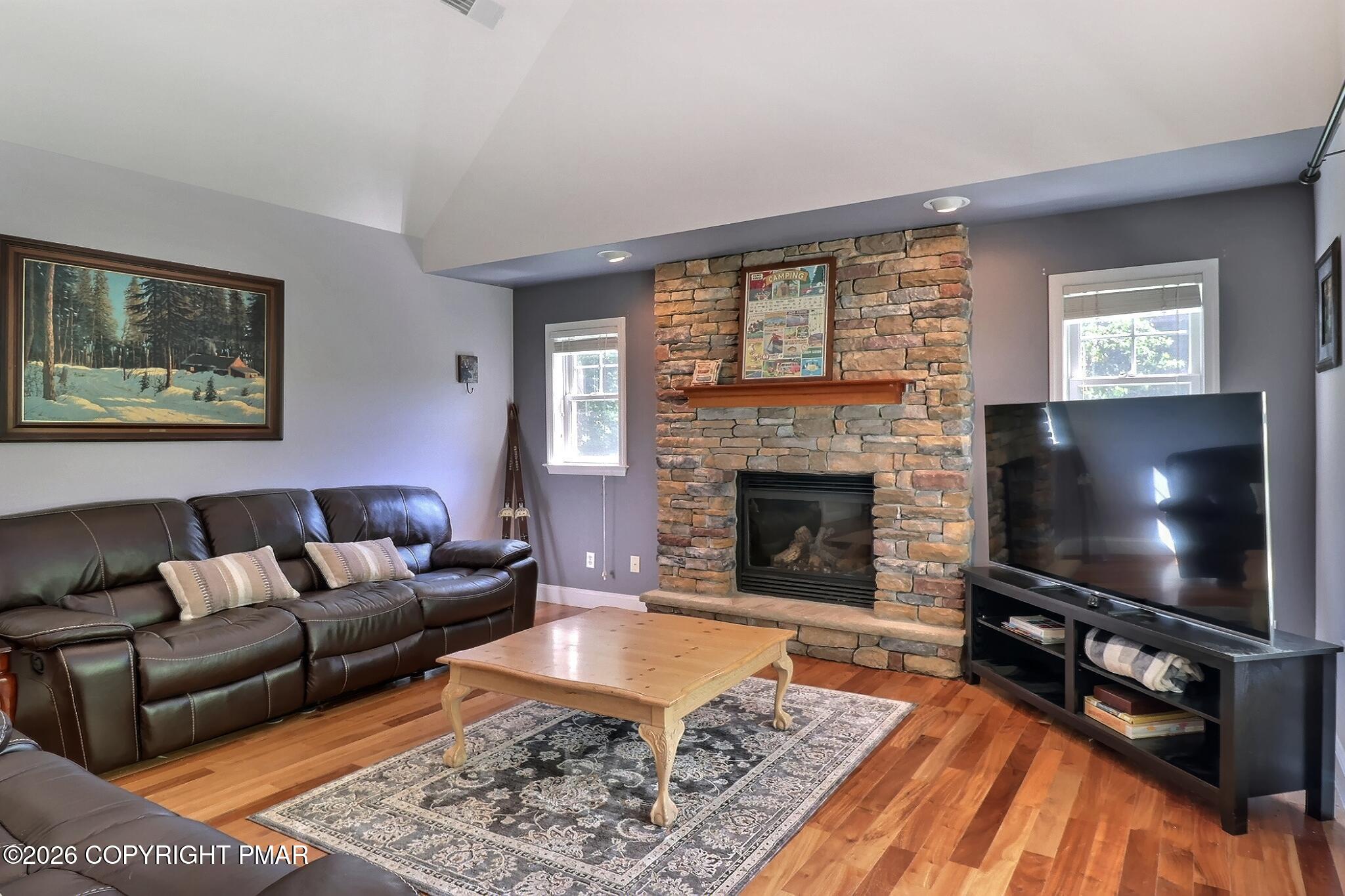 787 Polk Valley Road