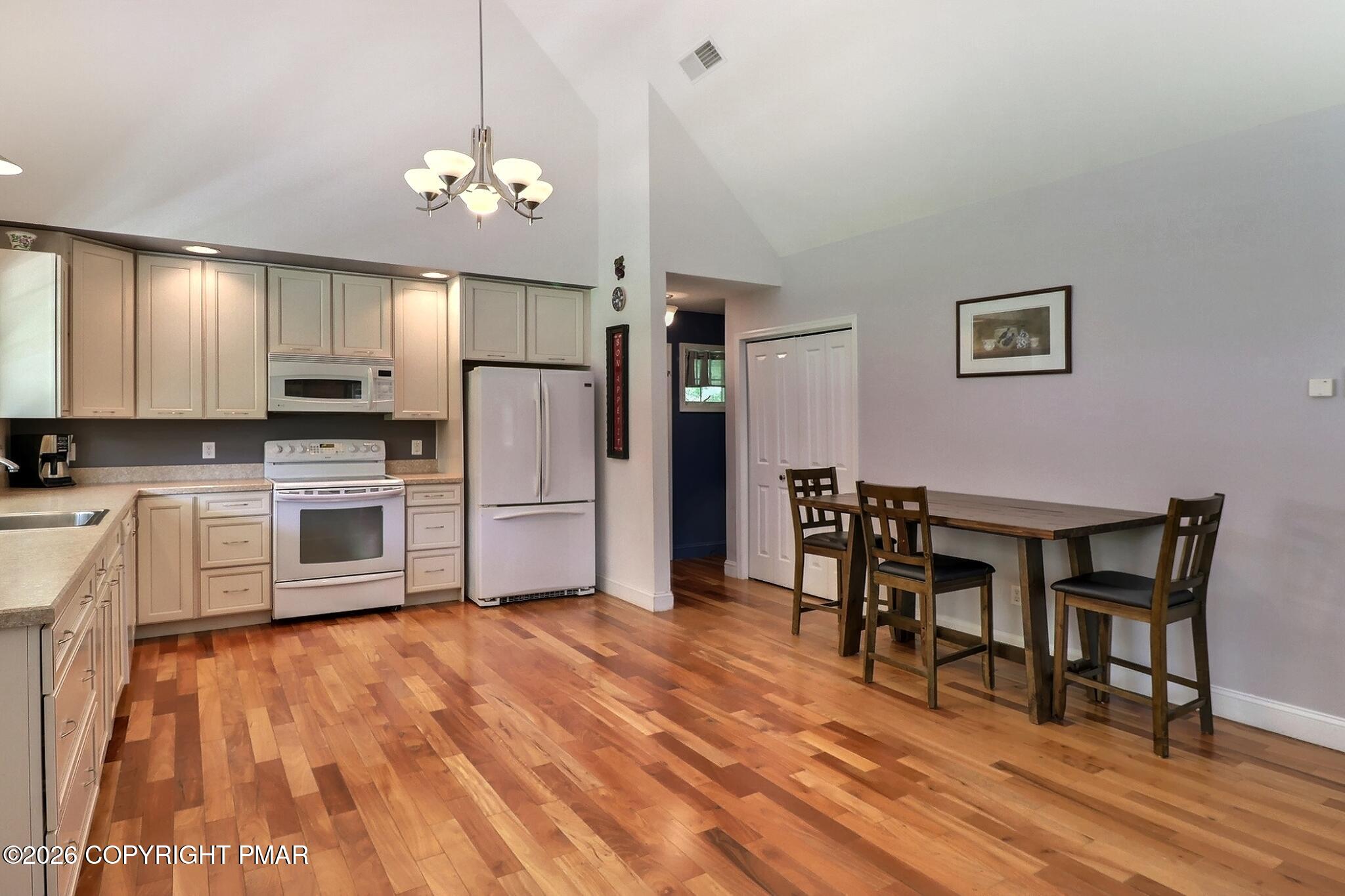 787 Polk Valley Road